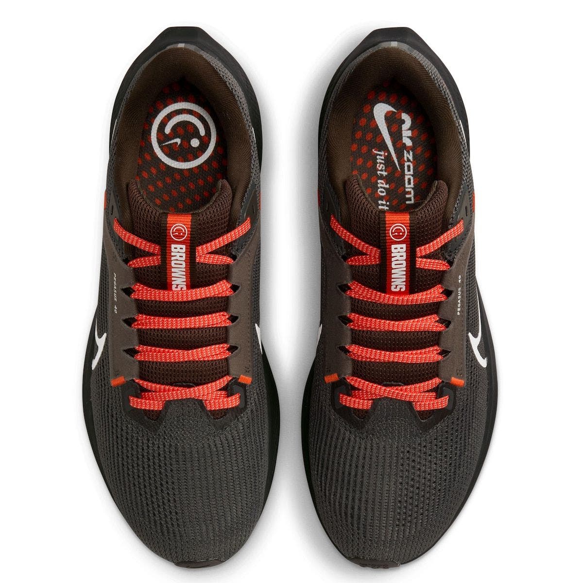 Unisex Nike  Anthracite Cleveland Browns Zoom Pegasus 40 Running Shoe, Alternate, color, Anthracite