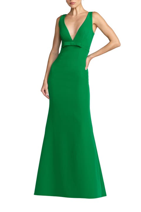 Crepe Sleeveless V Neck Sheath Gown With Bow