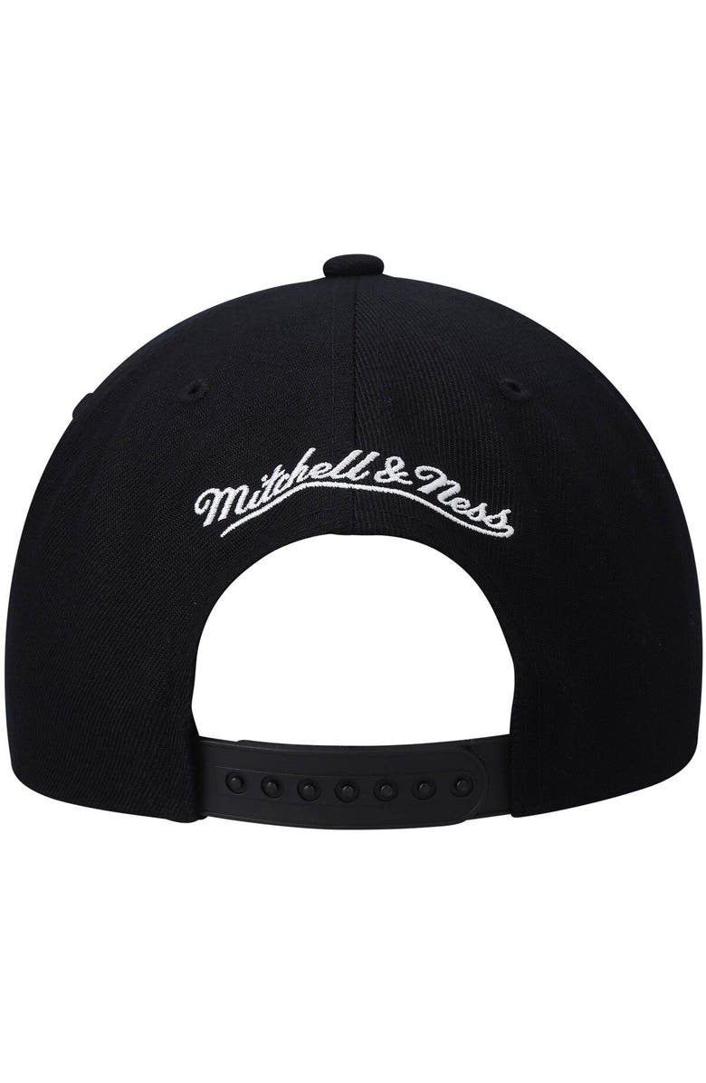 Mitchell & Ness Men's Mitchell & Ness Black Utah Jazz Hardwood Classics Script 2.0 Snapback Hat, Alternate, color, Black