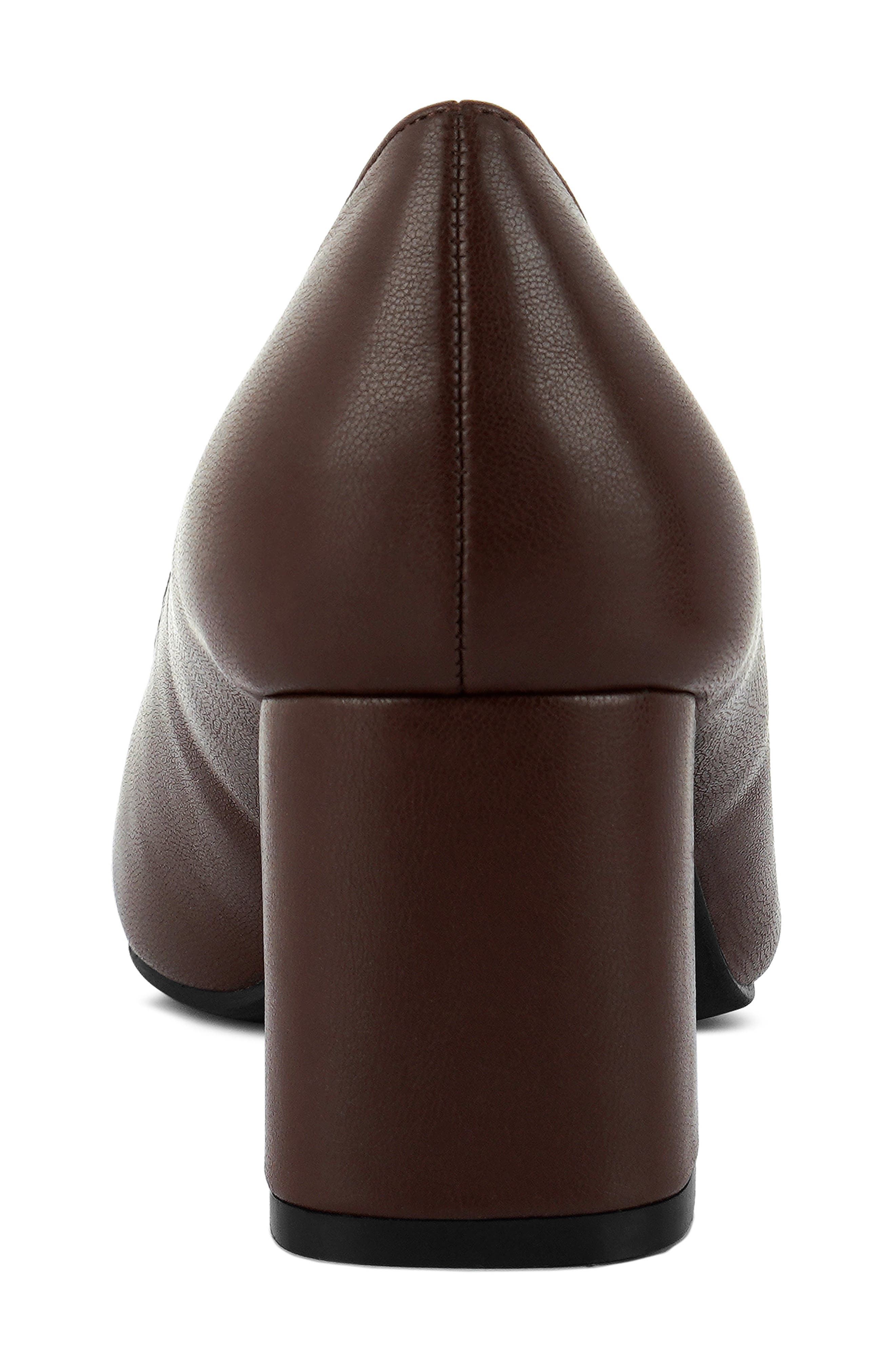 Casey Pump, Alternate, color, BROWN