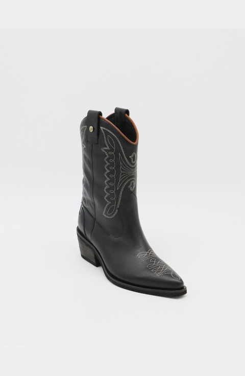 Smooth Unstoppable Western Cowboy Boots