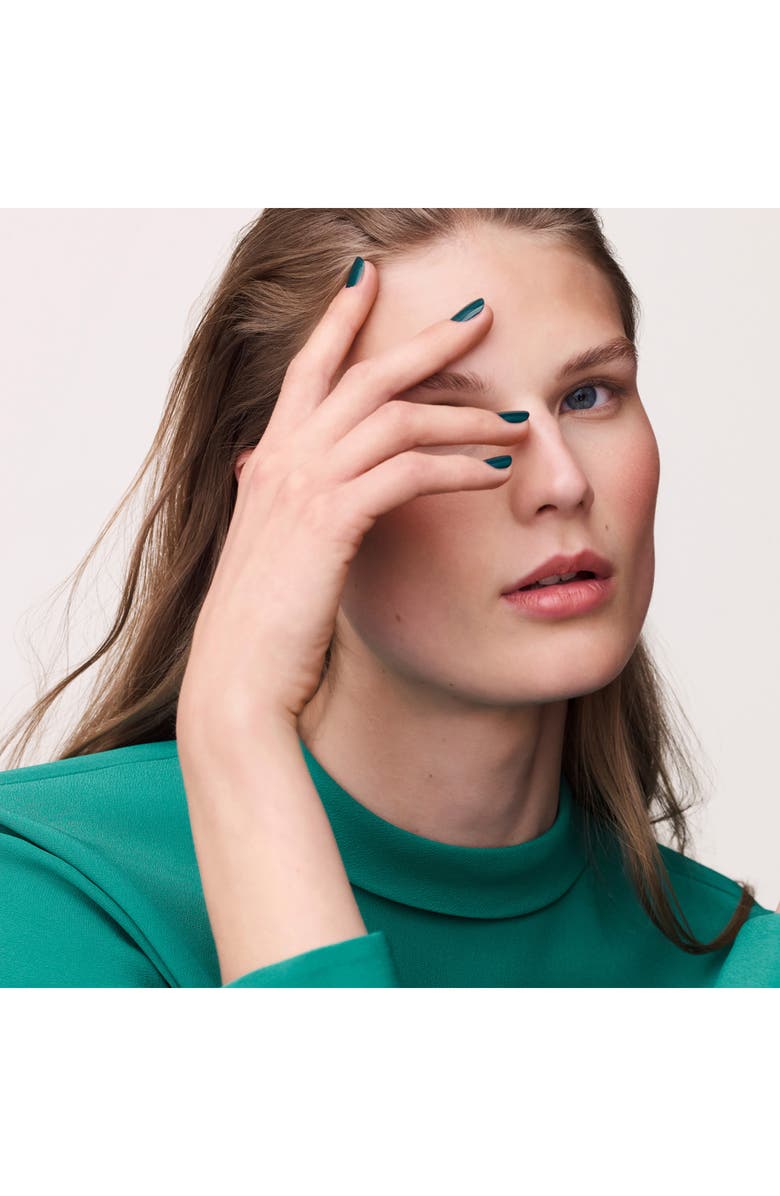 Hermès Les Mains Hermès - Nail Enamel, Alternate, color, 91 Vert Ecossais