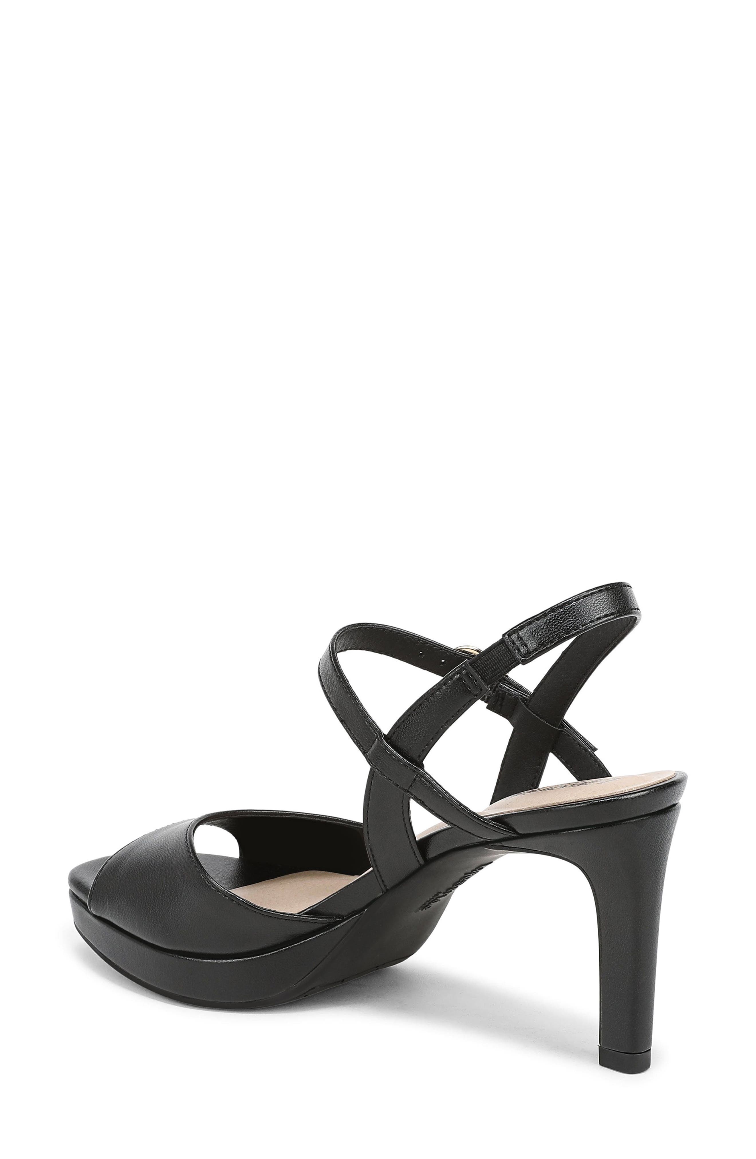 LifeStride Gwendolyn Ankle Strap Sandal, Alternate, color, Blackfa