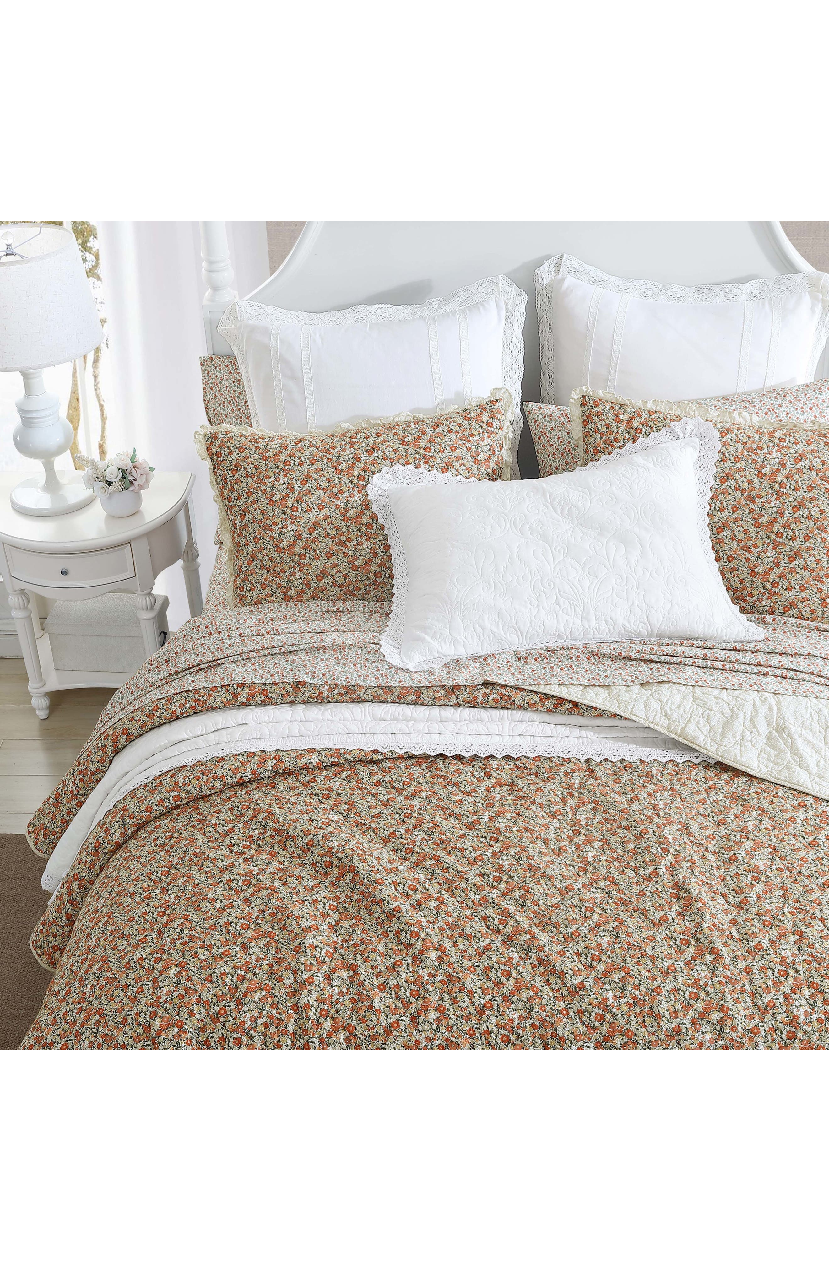 Loveston Quilt & Sham Set