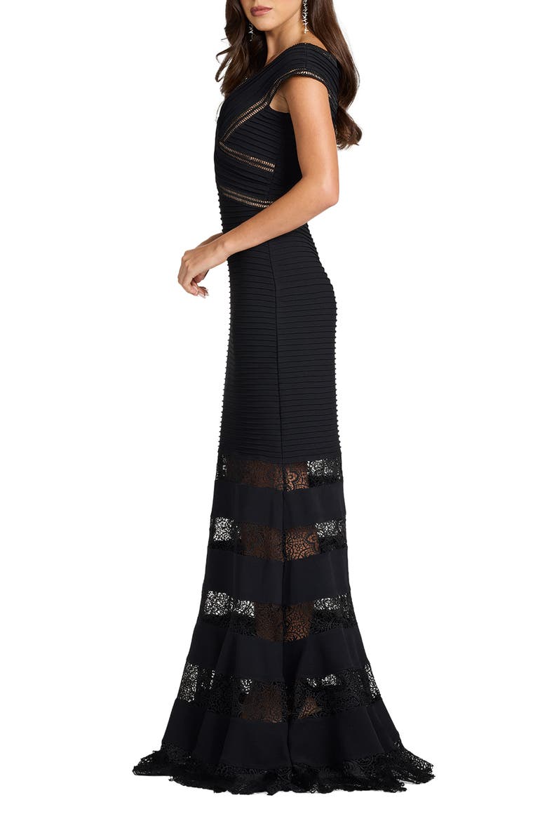 Pintuck Ladder Stitch Lace Inset Trumpet Gown, Alternate, color, BLACK