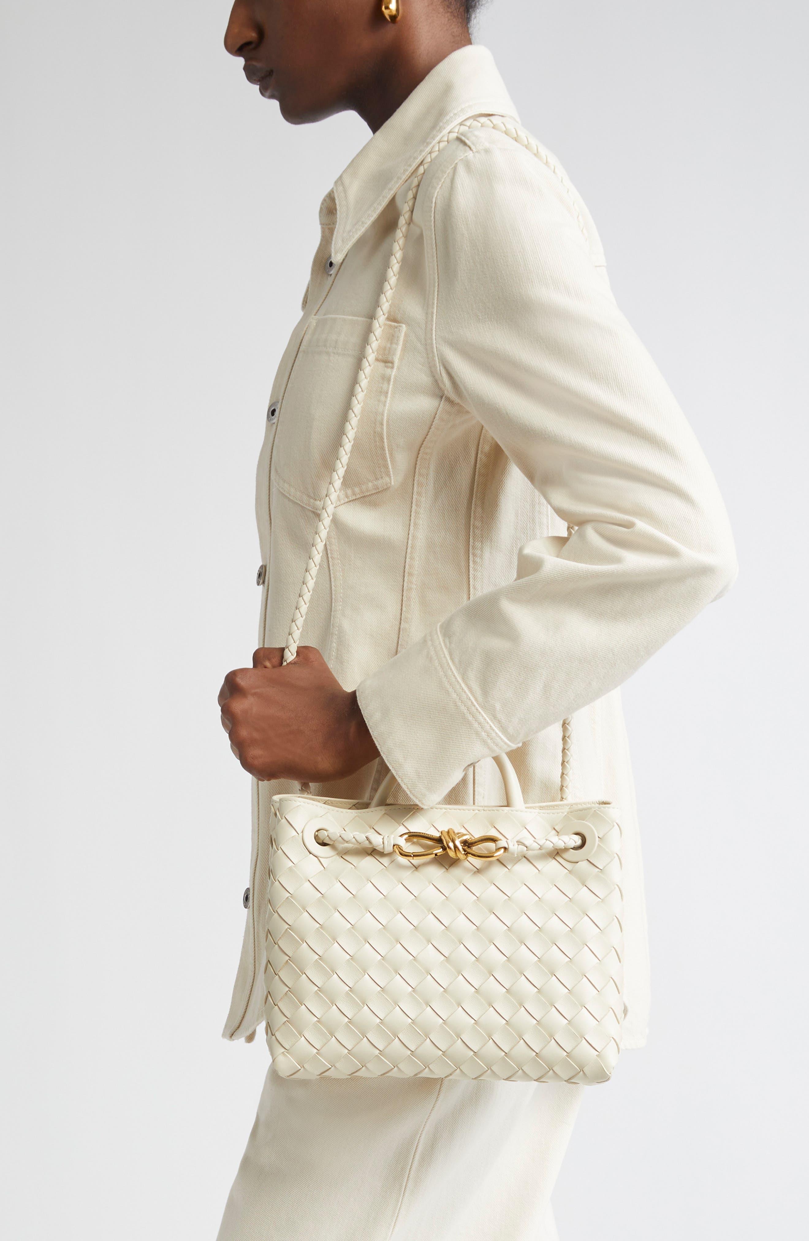 Bottega Veneta Small Andiamo Intrecciato Shoulder Bag, Alternate, color, 9211 Sea Salt-M B-Sea Sa