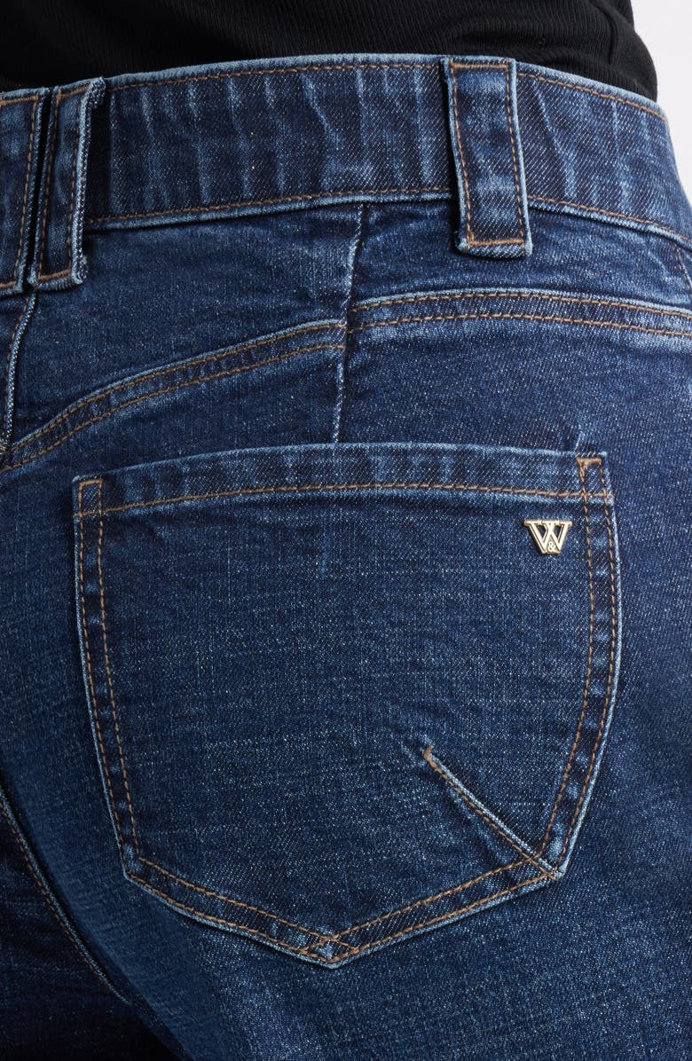 Skyrise High Waist Barely Barrel Jeans