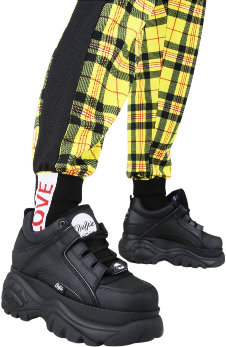 Buffalo Boots Classic Low Leather Shaft Height Sneaker, Alternate, color, Black