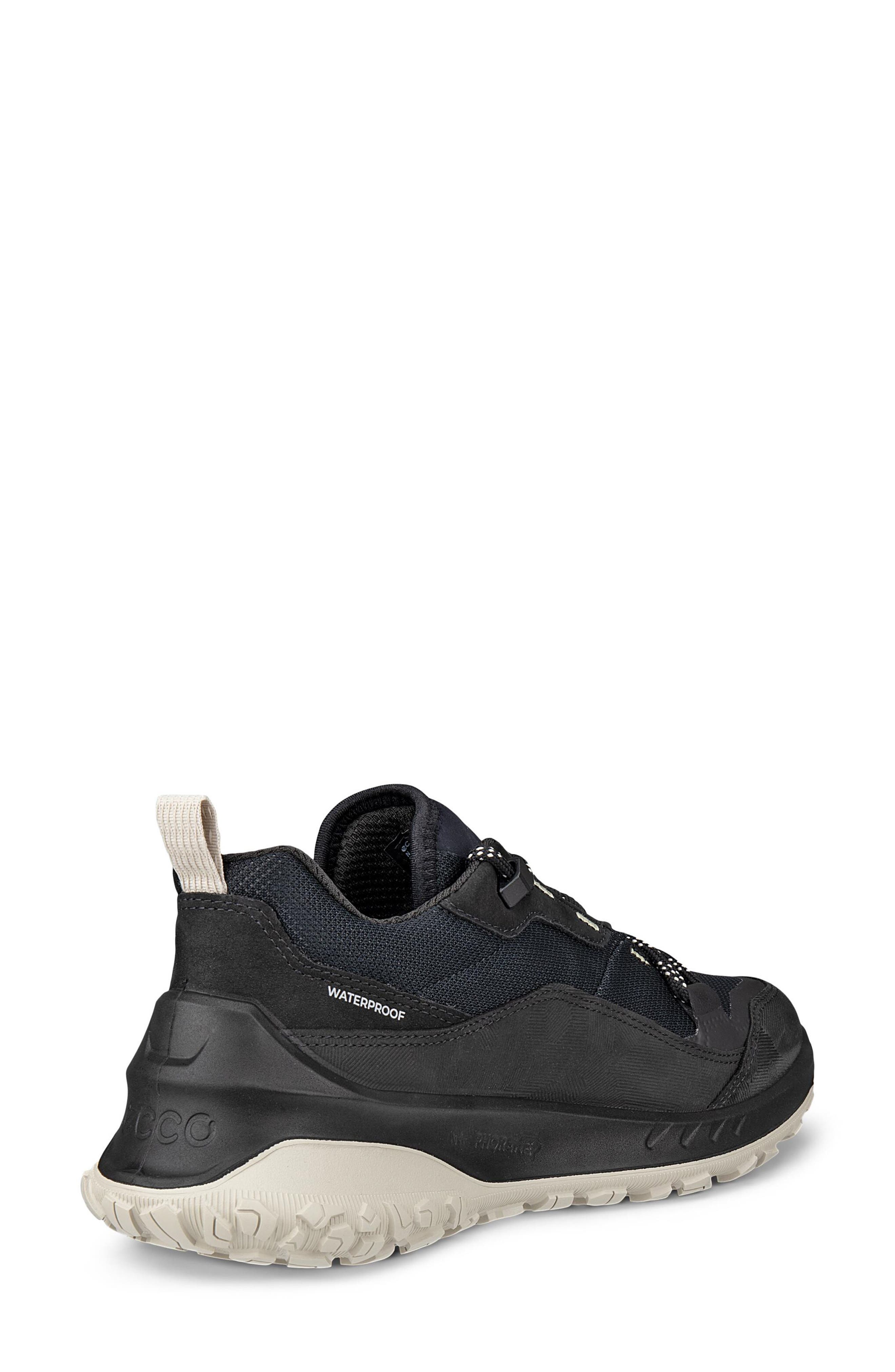 ECCO Ult-Trn Waterproof Low Hiking Shoe, Alternate, color, Black
