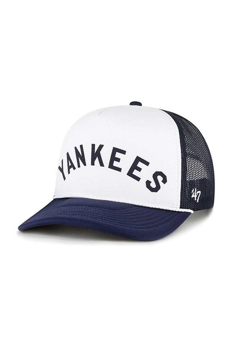Men's '47 White New York Yankees Foam Front Script Trucker Snapback Hat, Main, color, White