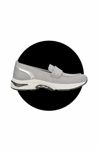 Walk Roam Loafer