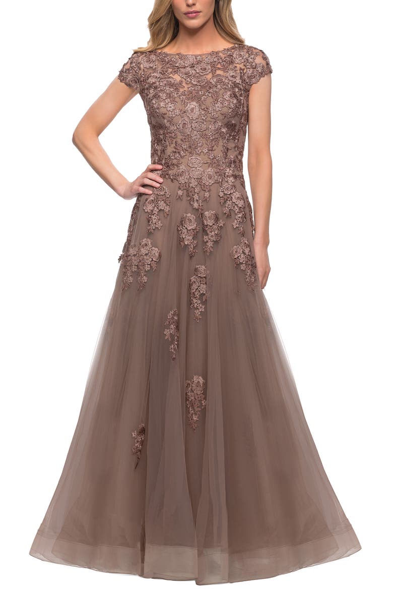 Long Tulle Gown with Intricate Lace Detailing, Main, color, COCOA