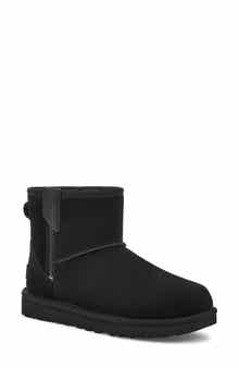 UGG® Classic Mini Bailey Zip Boot