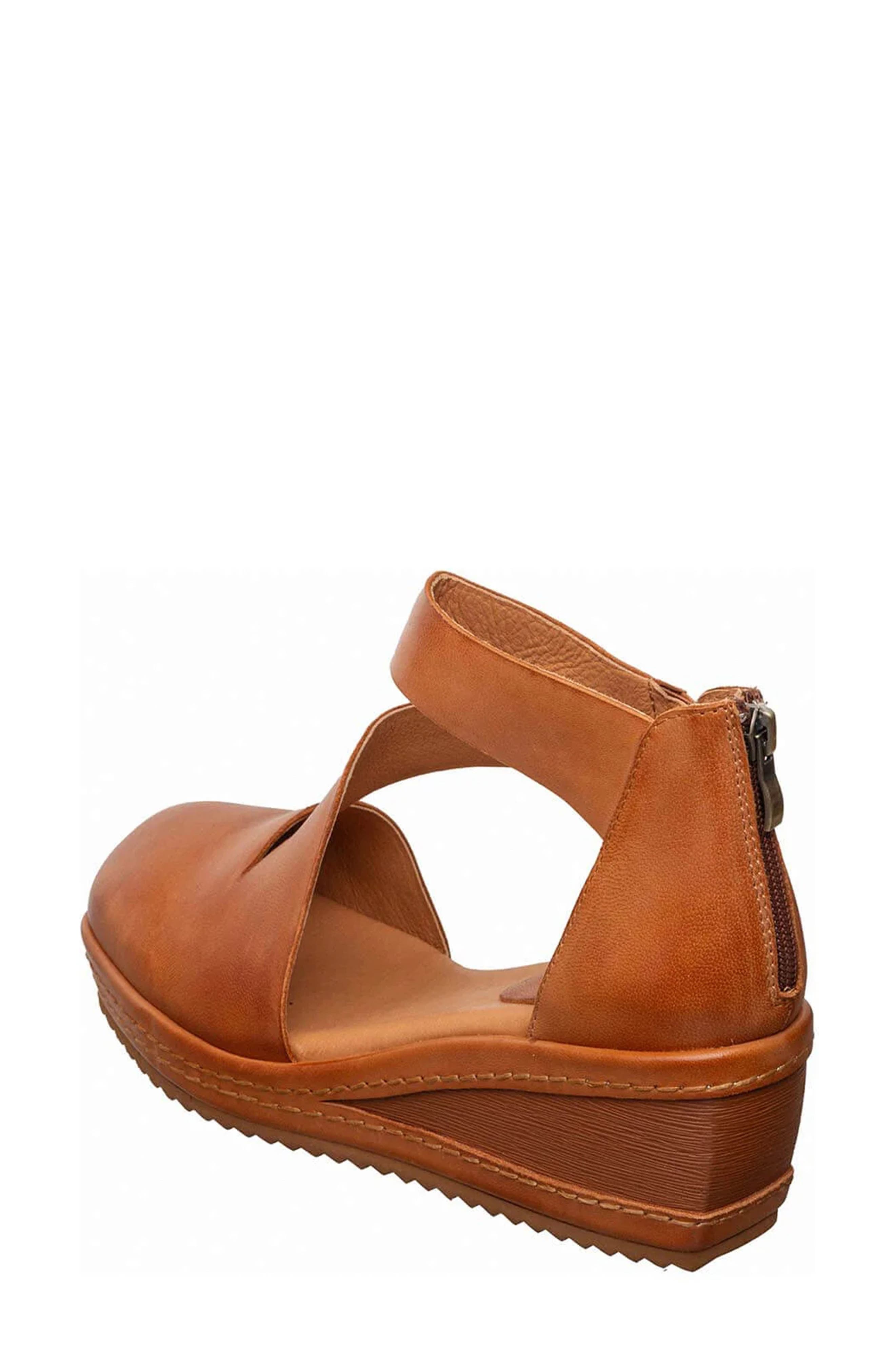 Suki Wedge Sandal, Alternate, color, CAMEL