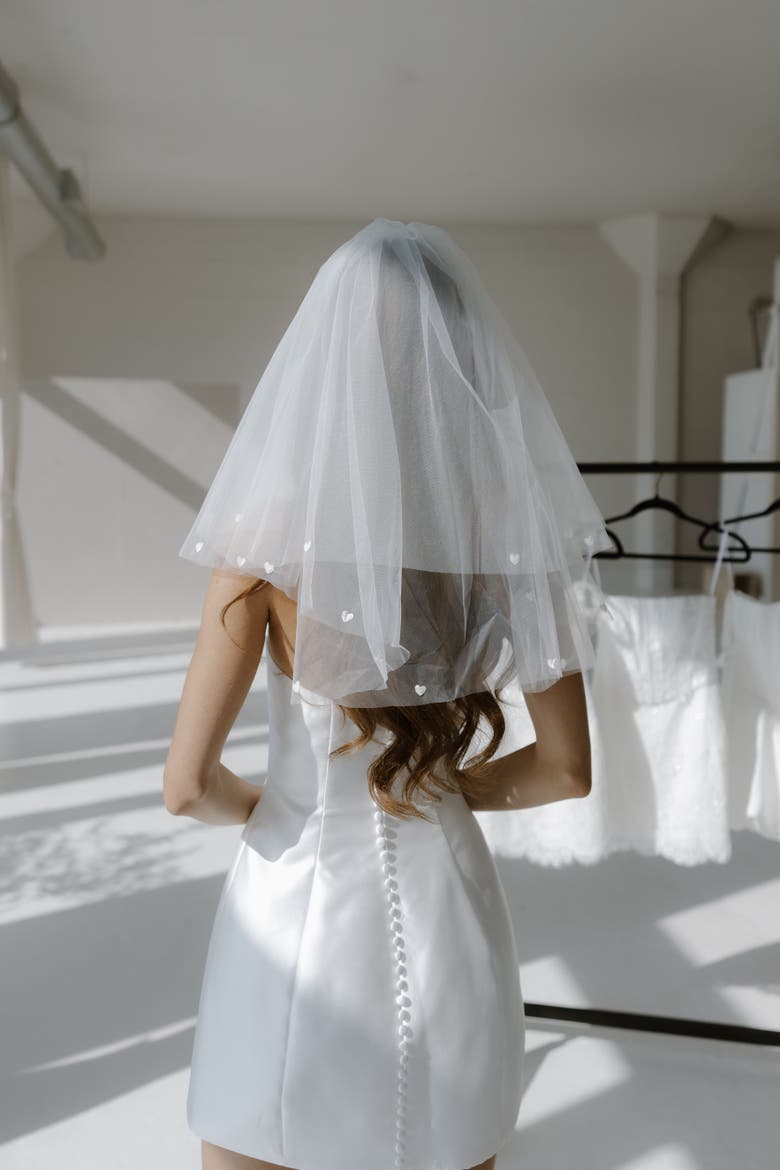 Lucky in Love Mini Veil, Alternate, color, Ivory