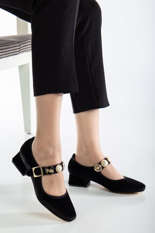 Prologue Shoes Macbeth Velvet Mary Jane Pumps In Black
