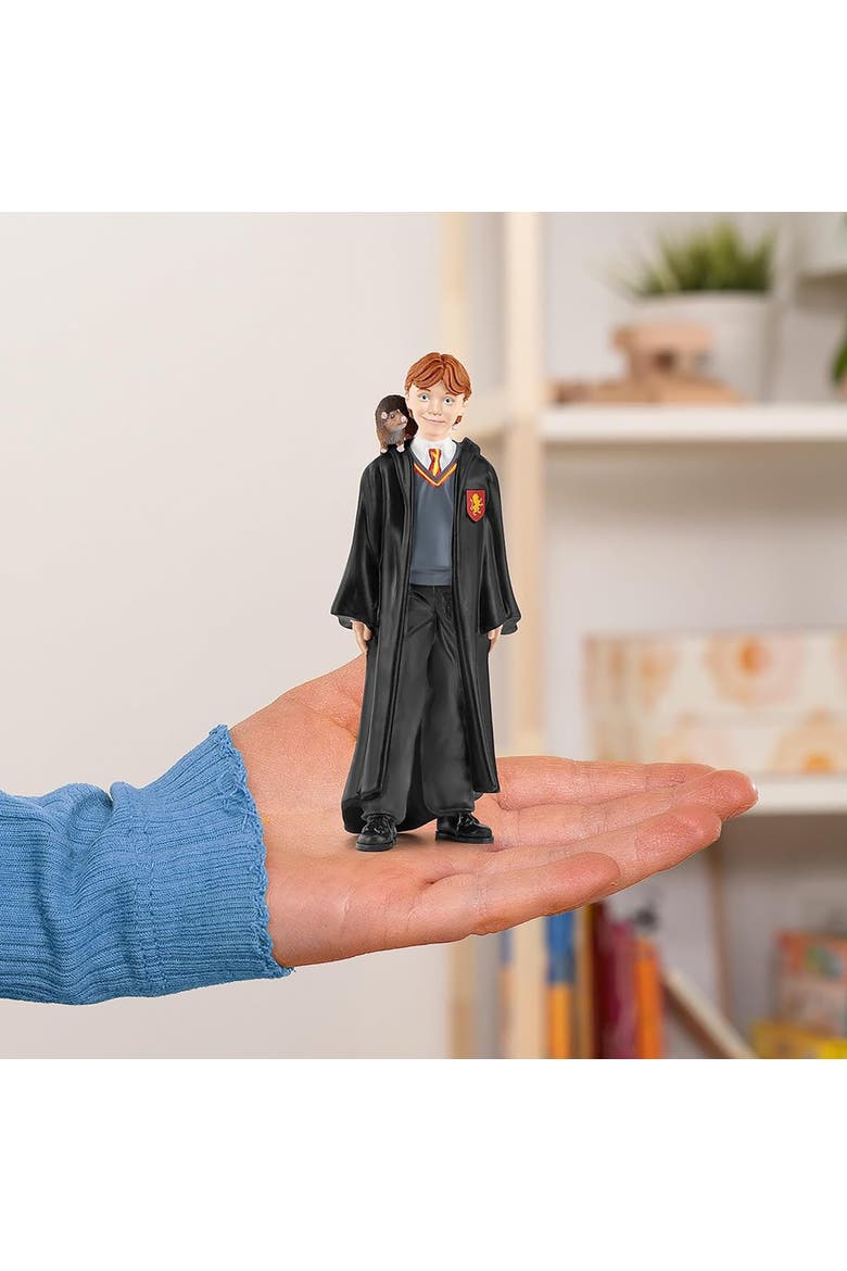 Wizarding World Ron and Scabbers, 2 Piece Set, Collectible Figurine, Alternate, color, Multicolored