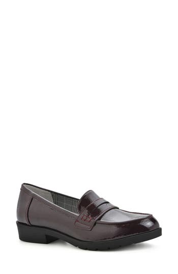 Cliffs By White Mountain Galah Penny Loafer In Brown
