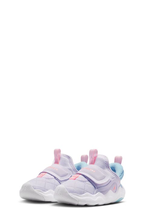 23/7.2 EasyOn Sneaker (Baby, Walker, Toddler & Little Kid)