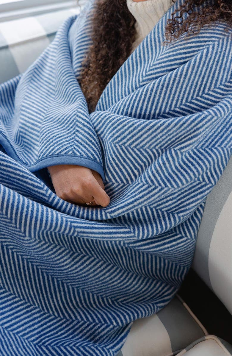 ChappyWrap Harborview Herringbone Throw Blanket, Alternate, color, Cornflower