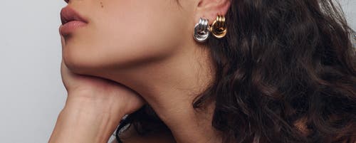 Heaven Mayhem Baby Knot Earrings In Gold
