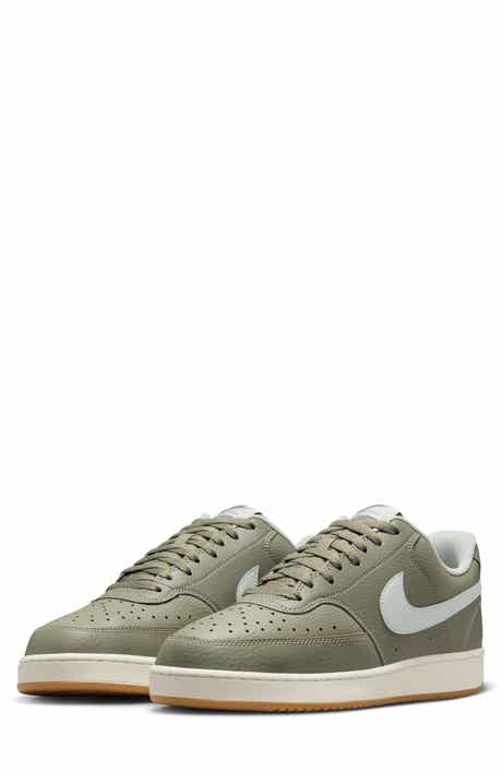 Nike Court Vision Low Sneaker