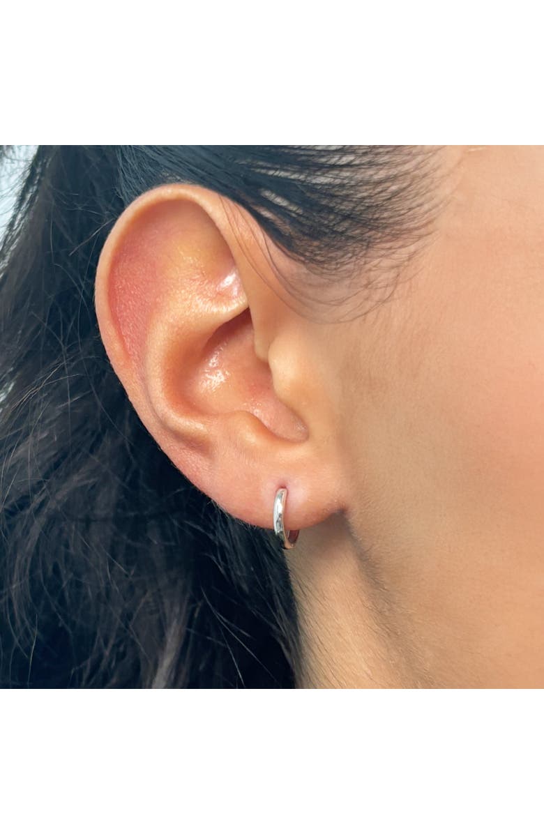 The Lovery Fine Jewelry Gold Huggie Hoop Earrings, Alternate, color, White Gold