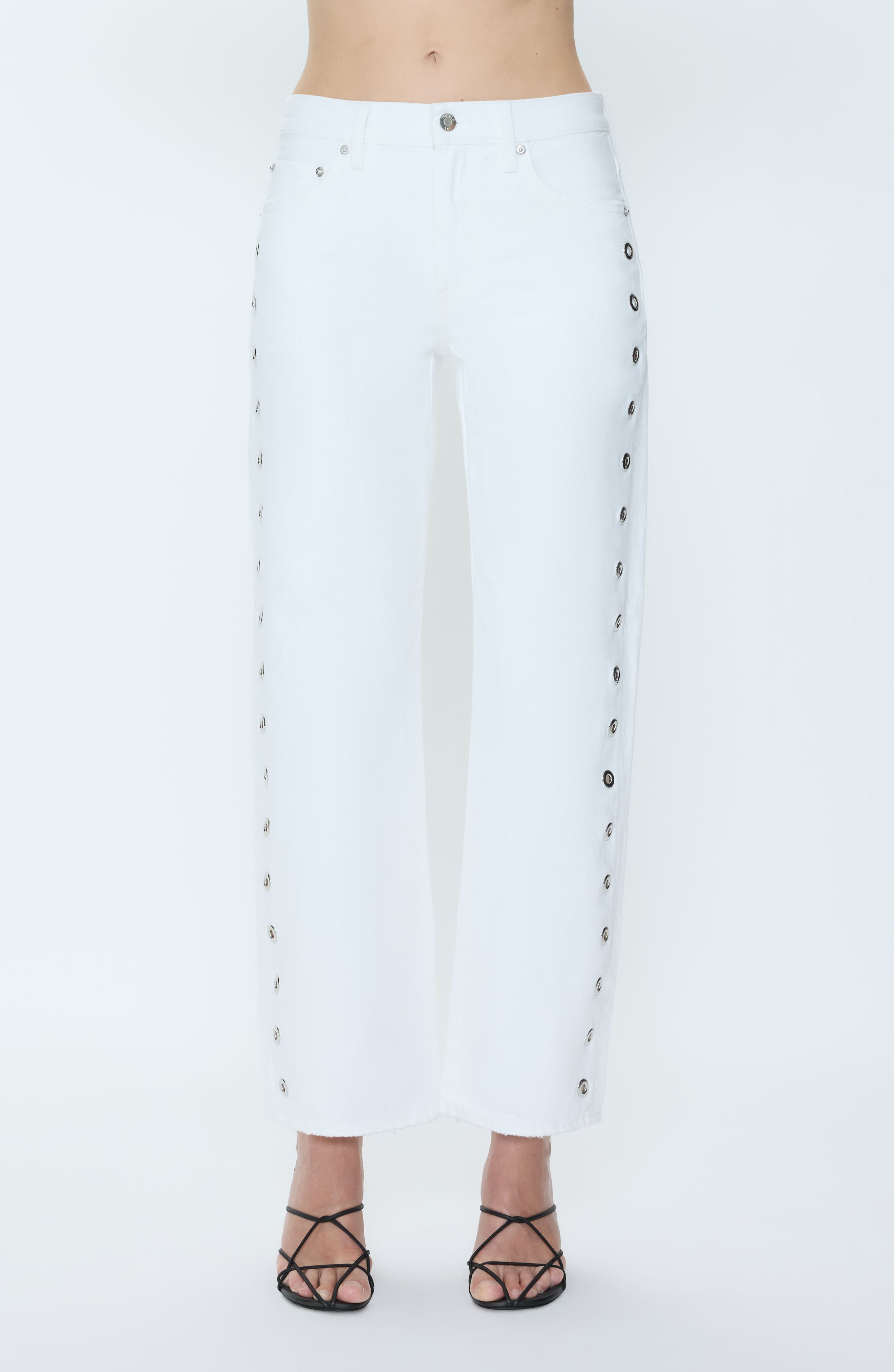 VIVID WHITE