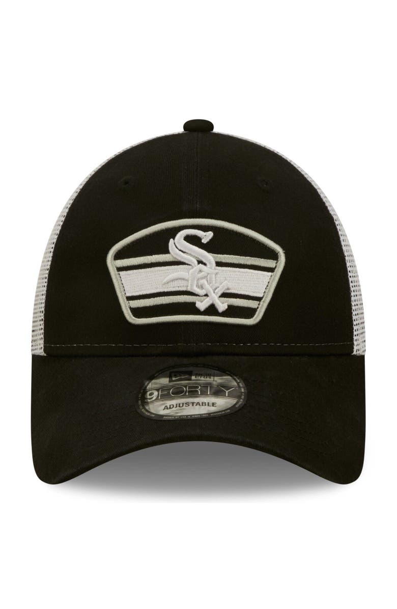 New Era Men's New Era Black/White Chicago White Sox Logo Patch 9FORTY Trucker Snapback Hat, Alternate, color, Black