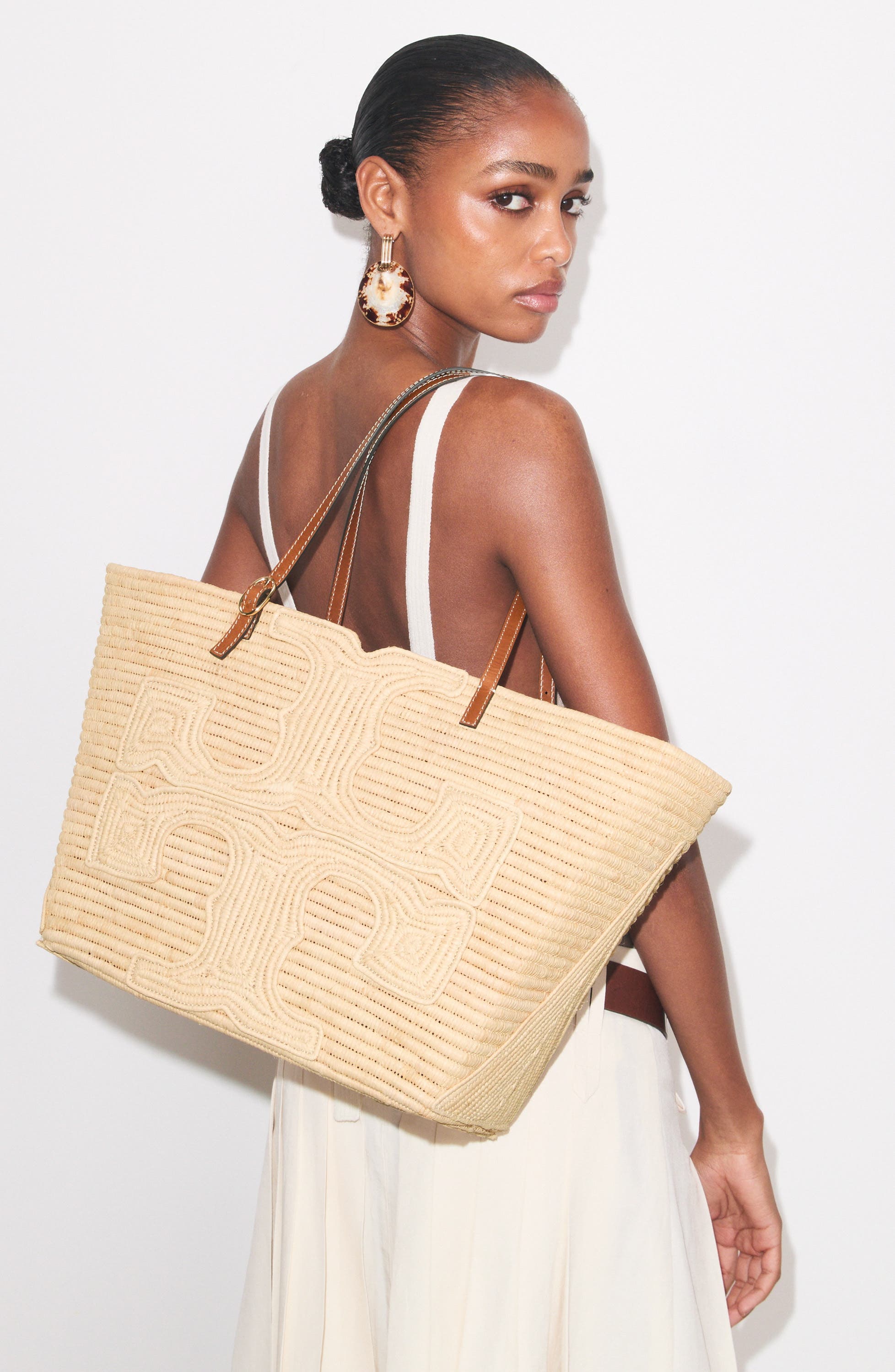 Tory Burch Large Ella Structure Straw Tote, Alternate, color, Natural