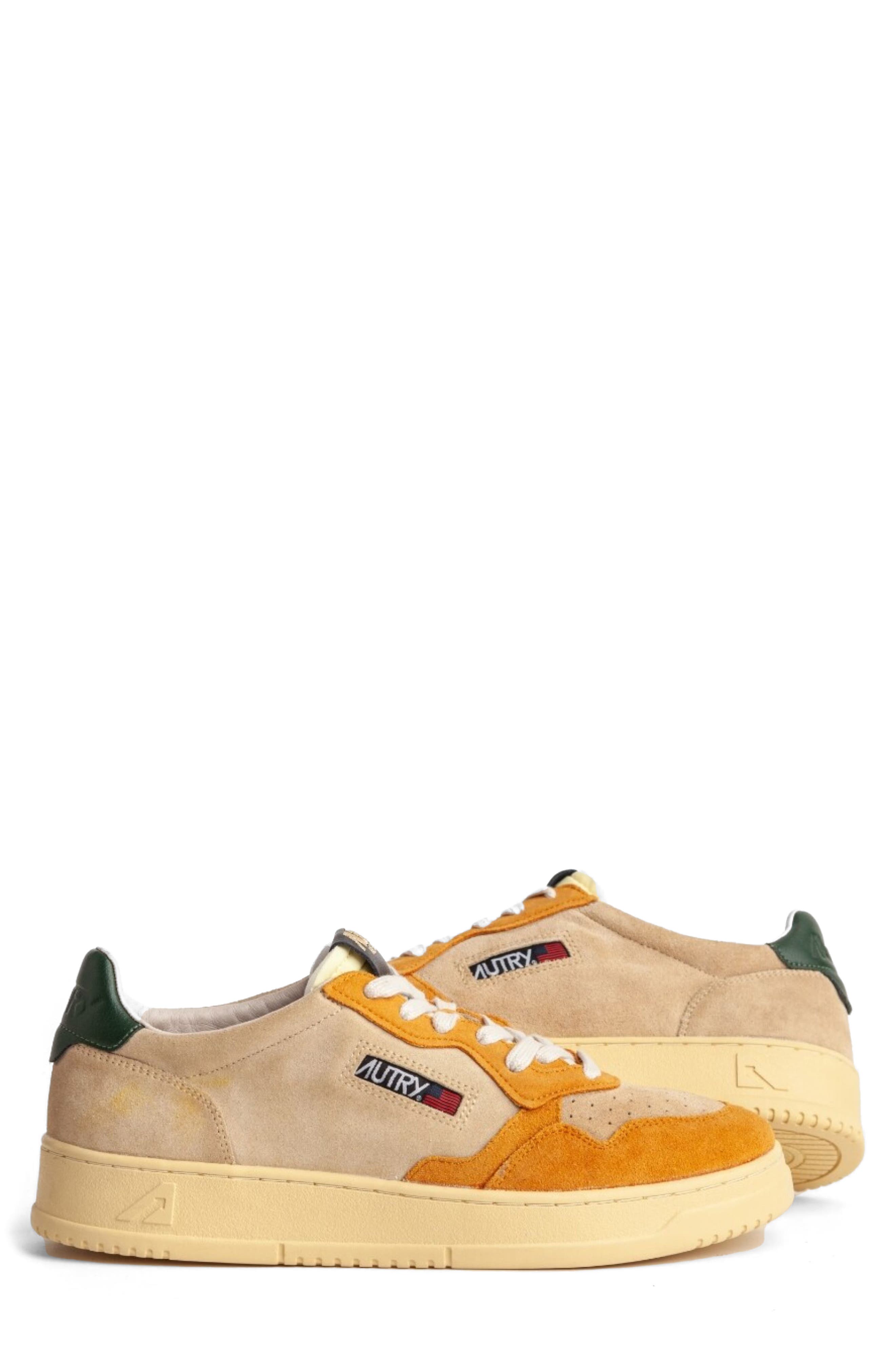AUTRY Medalist Low Sneaker, Alternate, color, Ecru/ Orange Suede