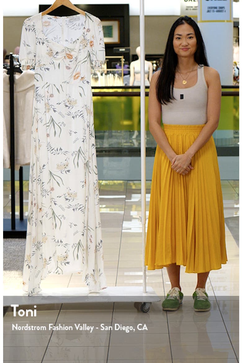 Franklin Floral Puff Sleeve Maxi Dress video