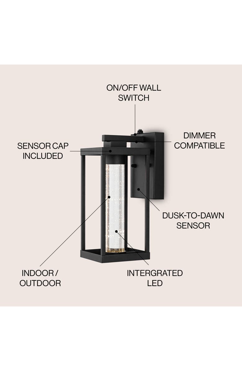 JONATHAN Y Juno 1-Light Industrial Vintage Iron/Seeded Glass with Dusk-to-Dawn Sensor Integrated LED Outdoor Sconce, Alternate, color, Black