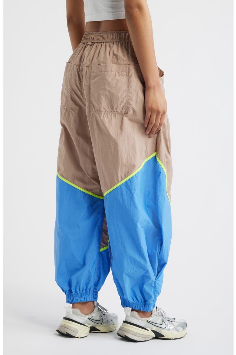 FP Movement Freeflow Colorblock Joggers, Alternate, color, SANDY COMBO