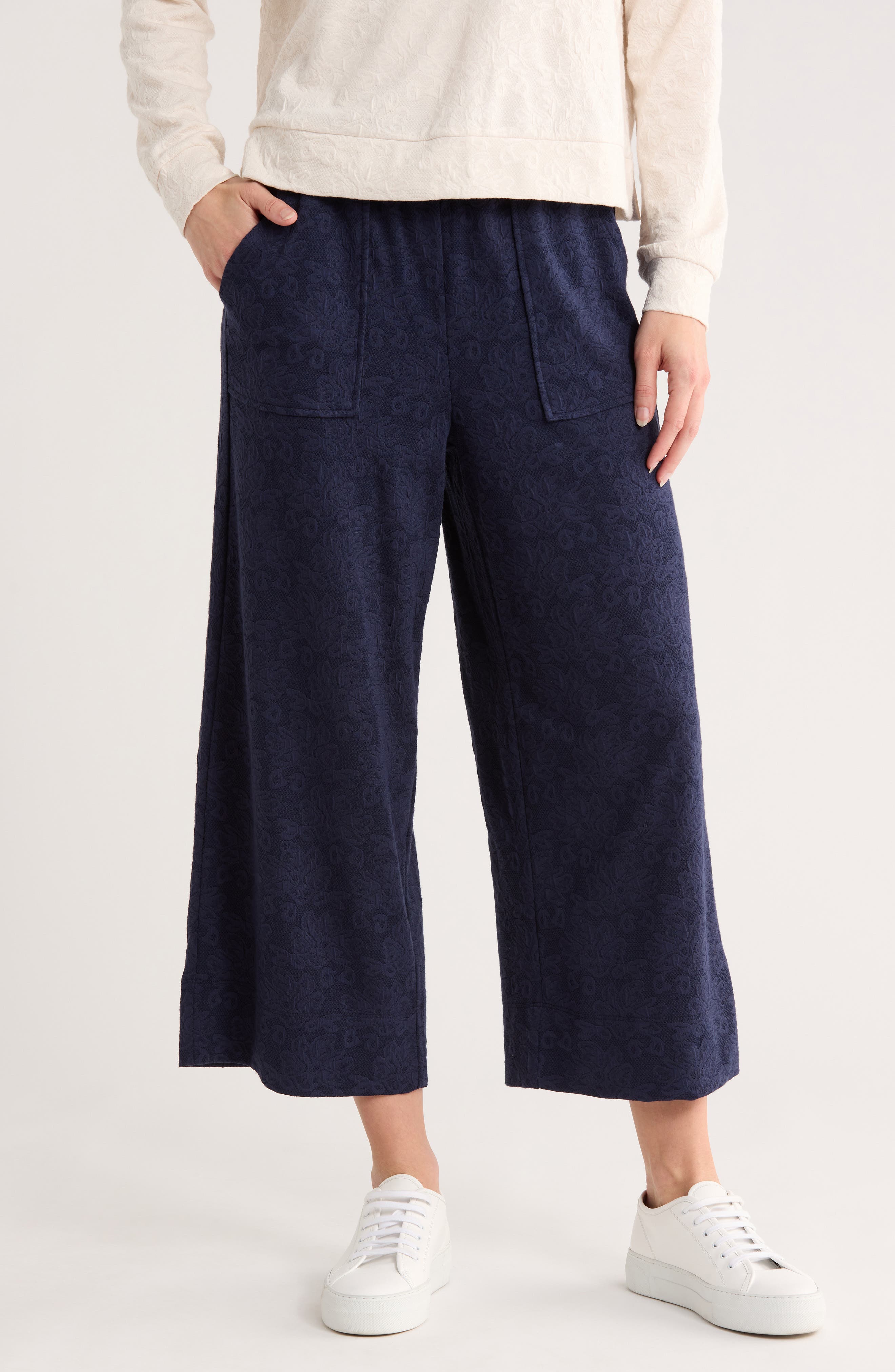 Bobeau Jacquard Wide Leg Pants