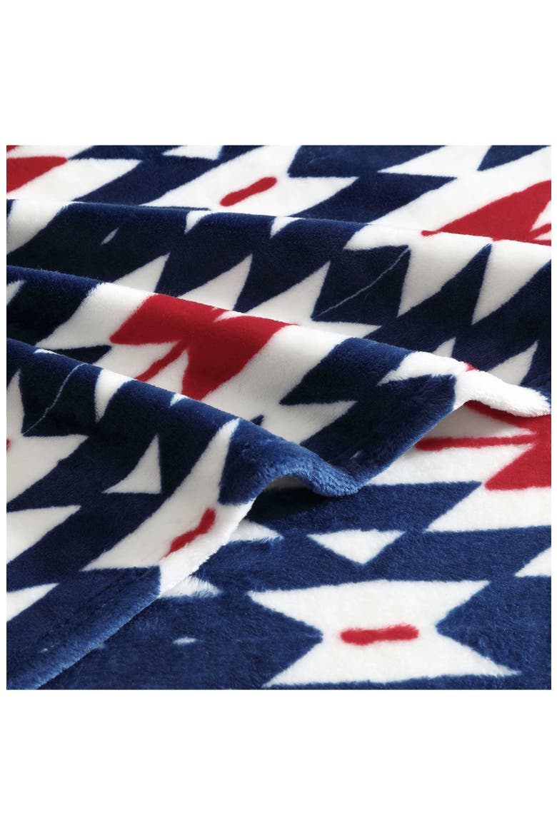 Geo Print Soft Plush Fleece Throw, Alternate, color, DARK BLUE