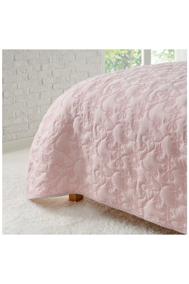 Botanic Embroidered Quilt & Shams Set, Alternate, color, SHELL/ CAMEO ROSE