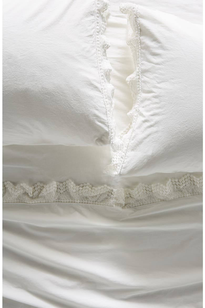 Anthropologie Set of 2 Chevron Pillowcases, Main, color, WHITE