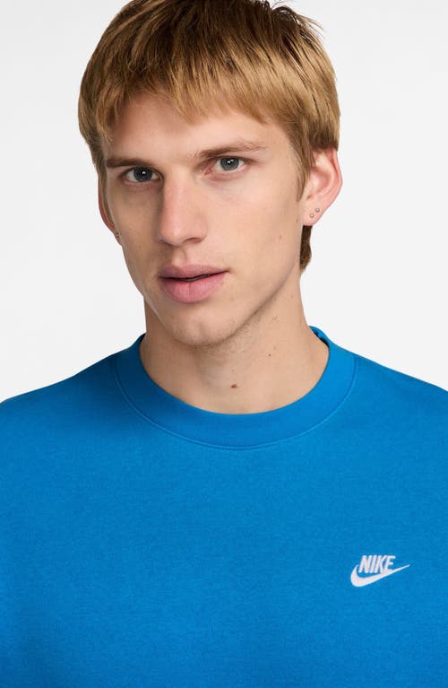 Nike Club Brushed Fleece Crewneck Sweatshirt In Blue