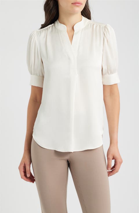 Puffed Sleeve Y-Neck Top