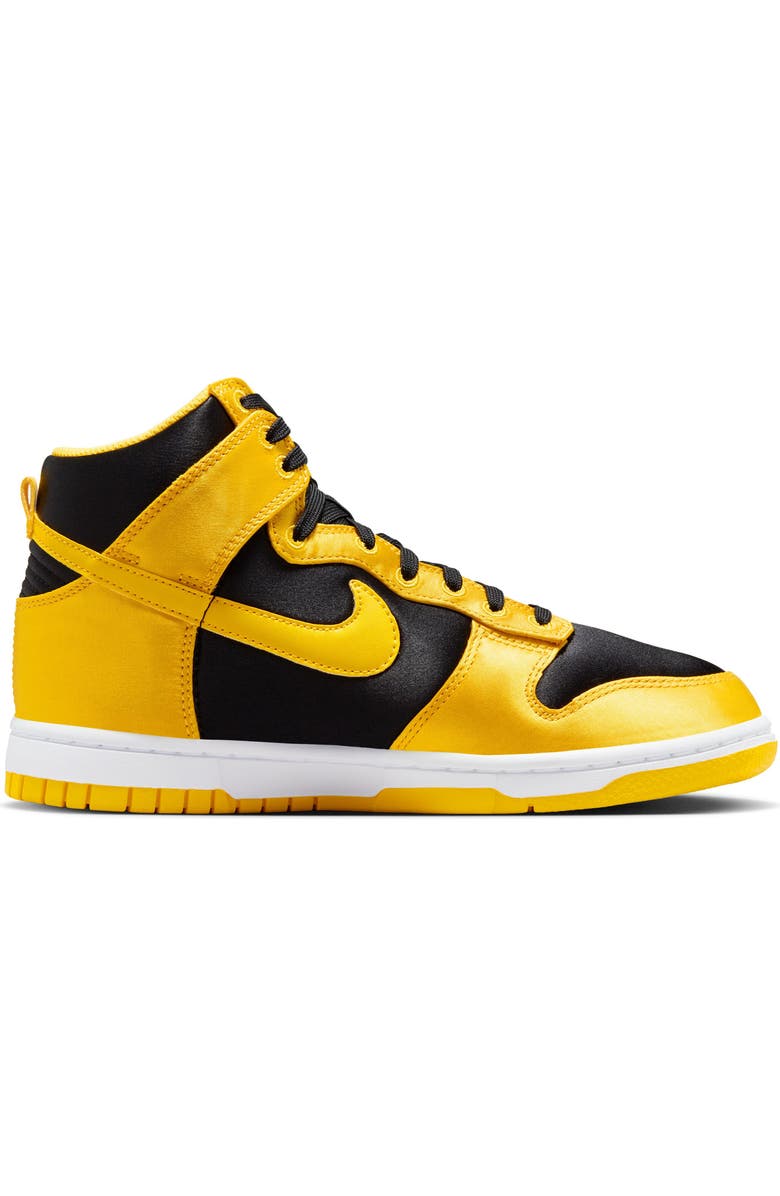 Nike Dunk Hi Basketball Sneaker, Alternate, color,
