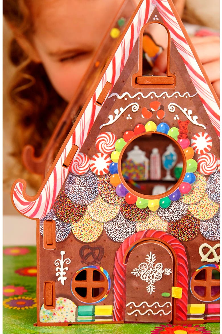 'Hansel & Gretel' Book & Gingerbread House Play Set, Alternate, color, MULTI