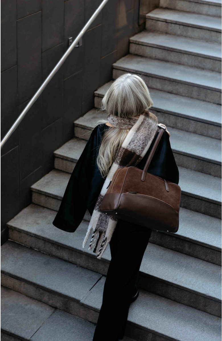 BY BANOO 12 Hour Duffel Bag, Alternate, color, Mocha/Gold