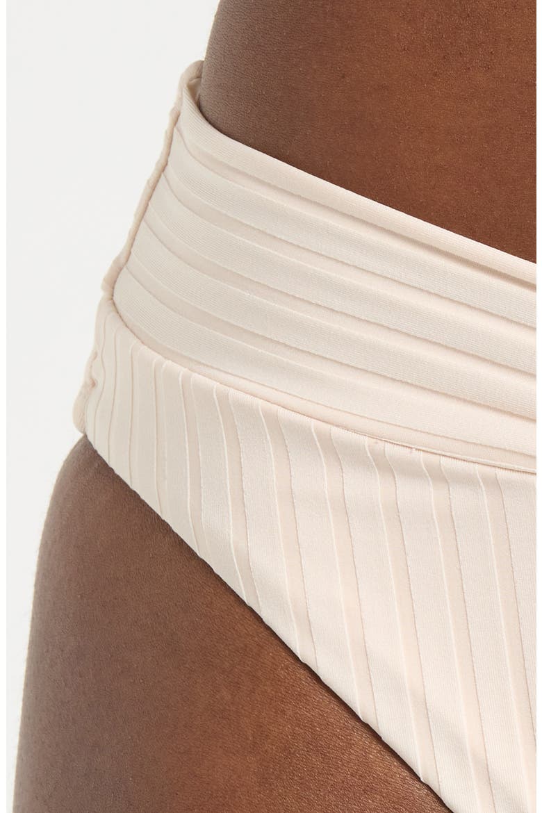 V-Front High Cut Bikini Bottoms, Alternate, color, WHITE SAND