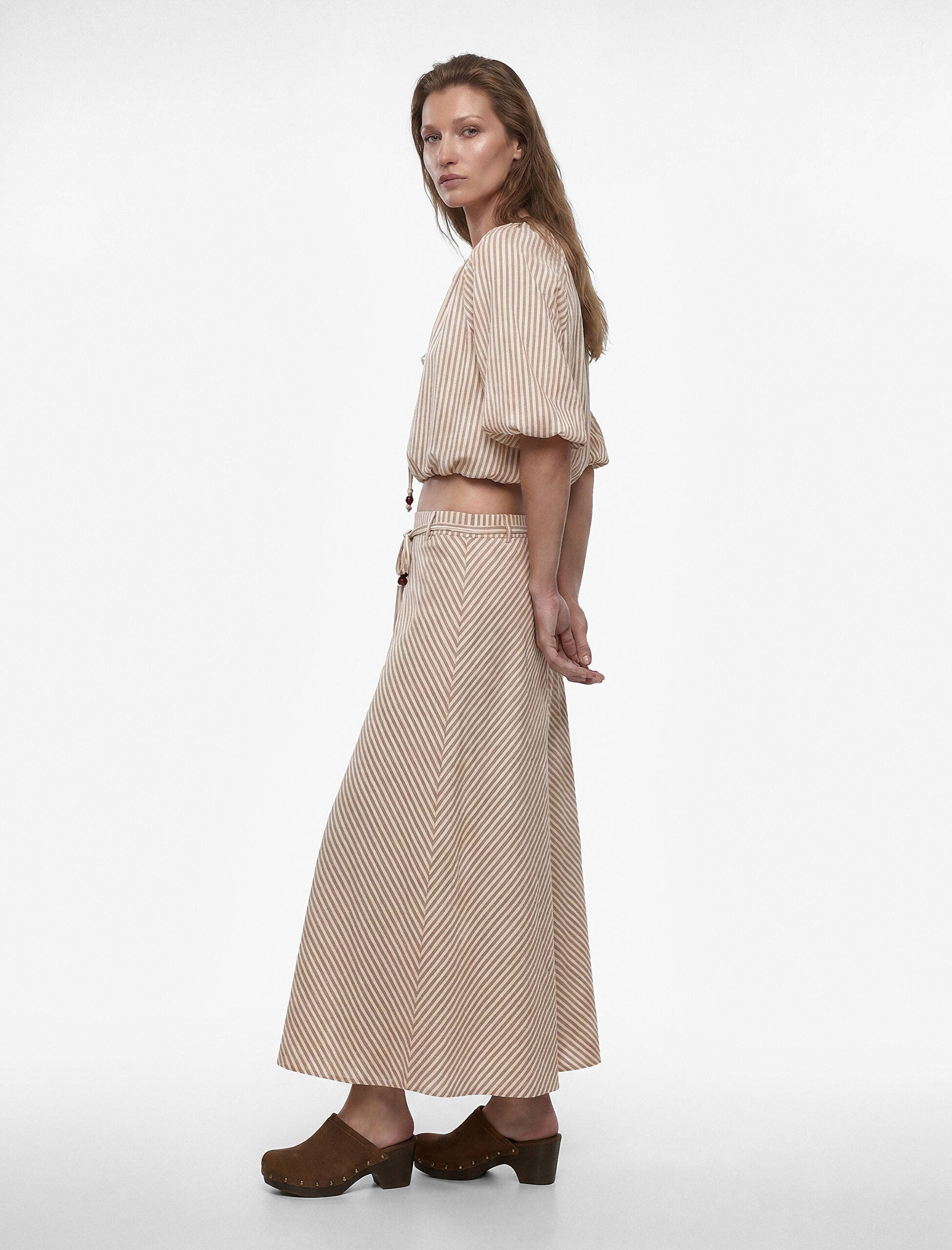 selected BROWN STRIPE