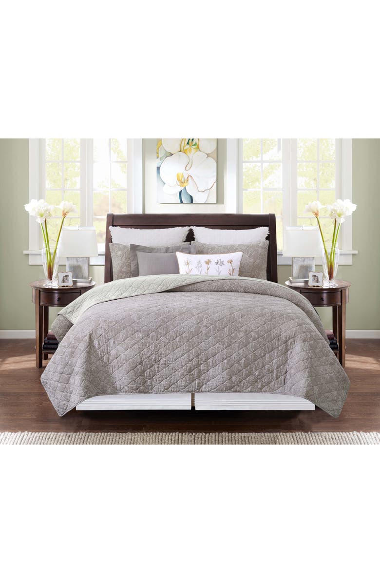 C&F Home Maeve Jacquard Full/Queen 3-Piece Quilt Bedding Set, Alternate, color, Gray