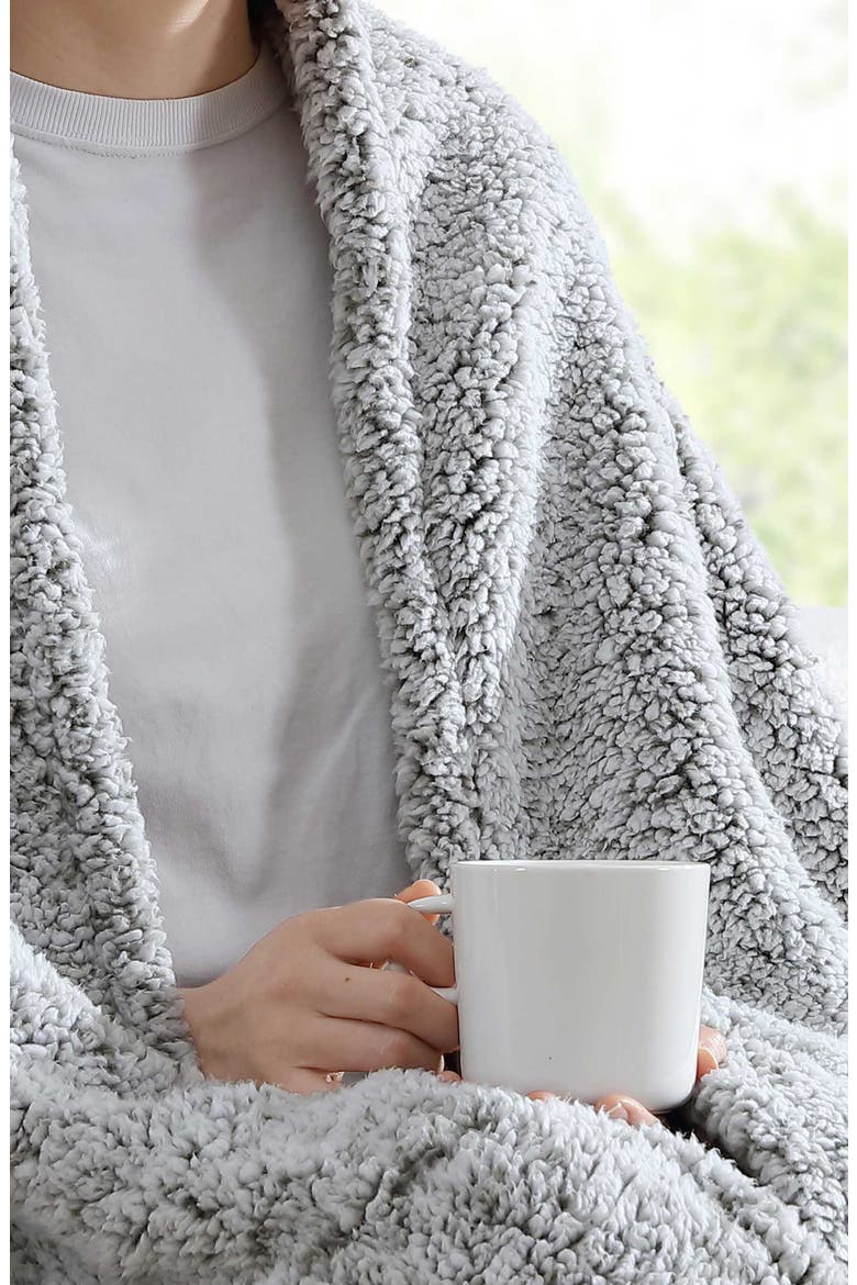 Lookout Mountain Tipped Faux Shearling Heated Blanket, Alternate, color, DARK GREEN