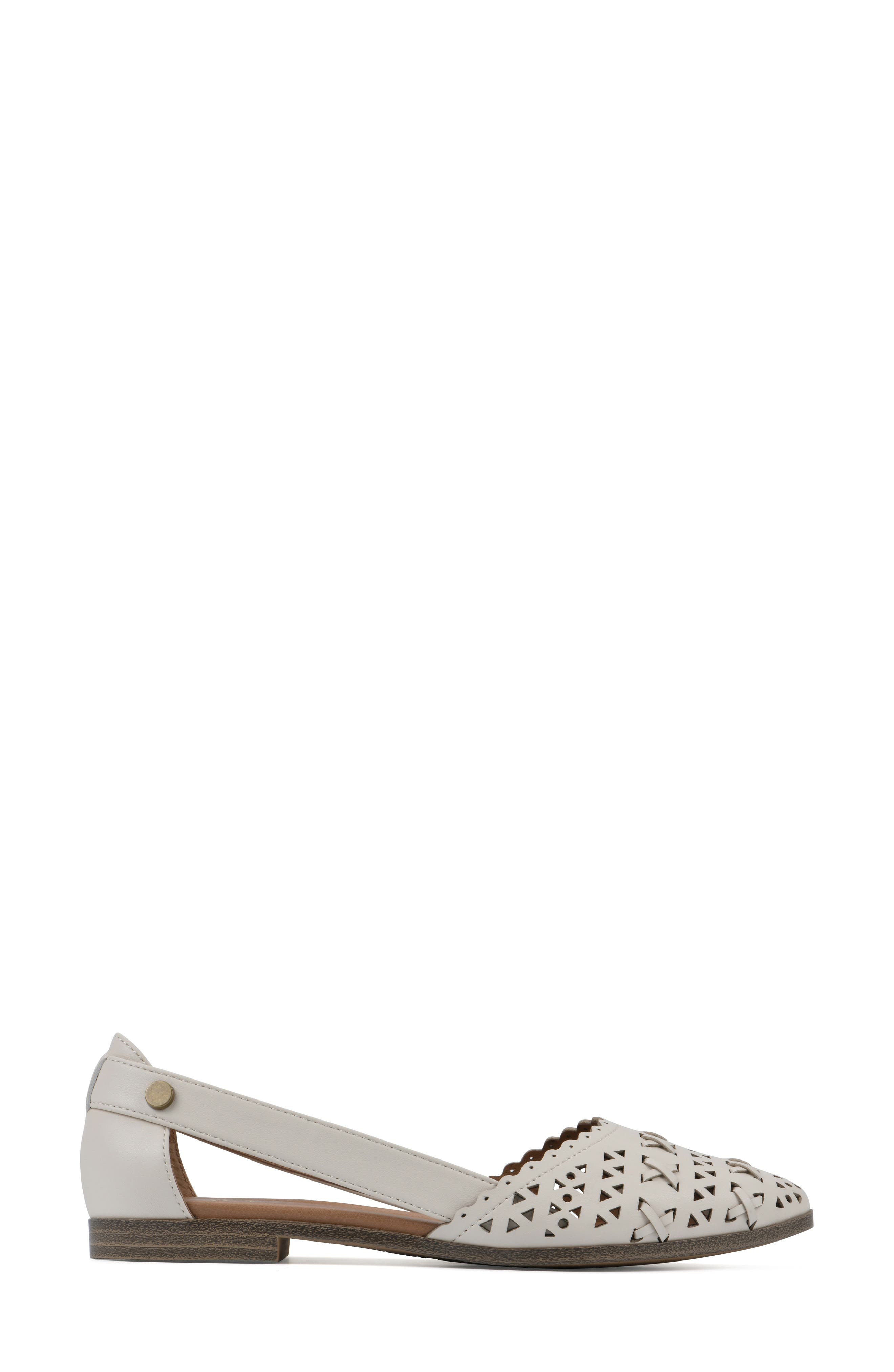 Nobler Laser Cut Sandal, Alternate, color, EGGSHELL/ SMOOTH