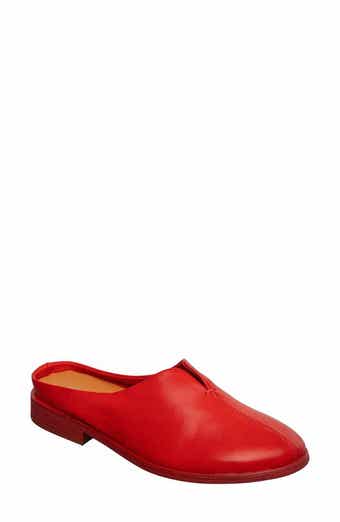 Leona Clog