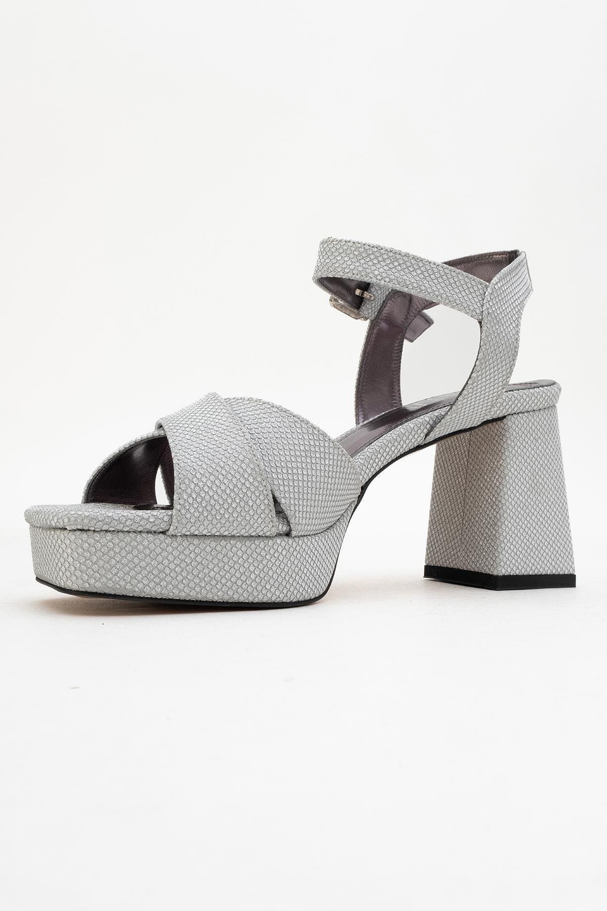 Prologue Shoes Lisbon Platform Block Heel Sandal, Alternate, color, Silver